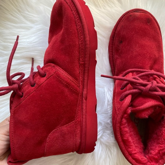 UGG neumel red boots size 6 women’s - Picture 8 of 9